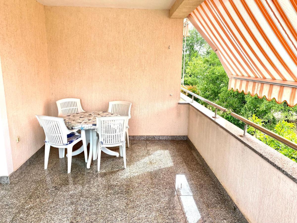 Apartments Malinska - Apartment 4 Exterior photo